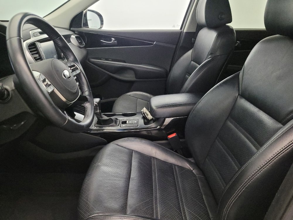Used 2019 Kia Sorento EX image 17
