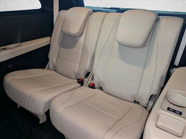 Certified 2024 Mercedes-Benz GLS 450 4MATIC image 23