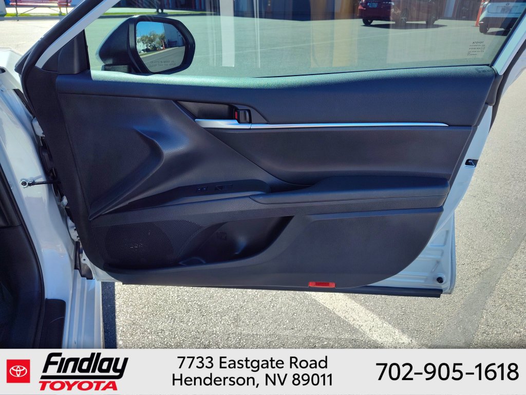 Used 2024 Toyota Camry SE FWD image 15