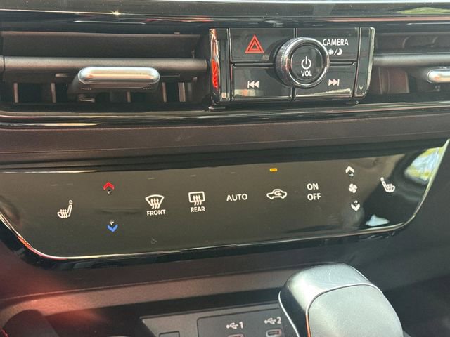 New 2026 Nissan Kicks SR w/ Cold Weather Package image 18