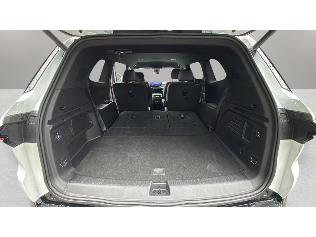 Used 2026 Buick Enclave Sport Touring AWD/4WD image 26