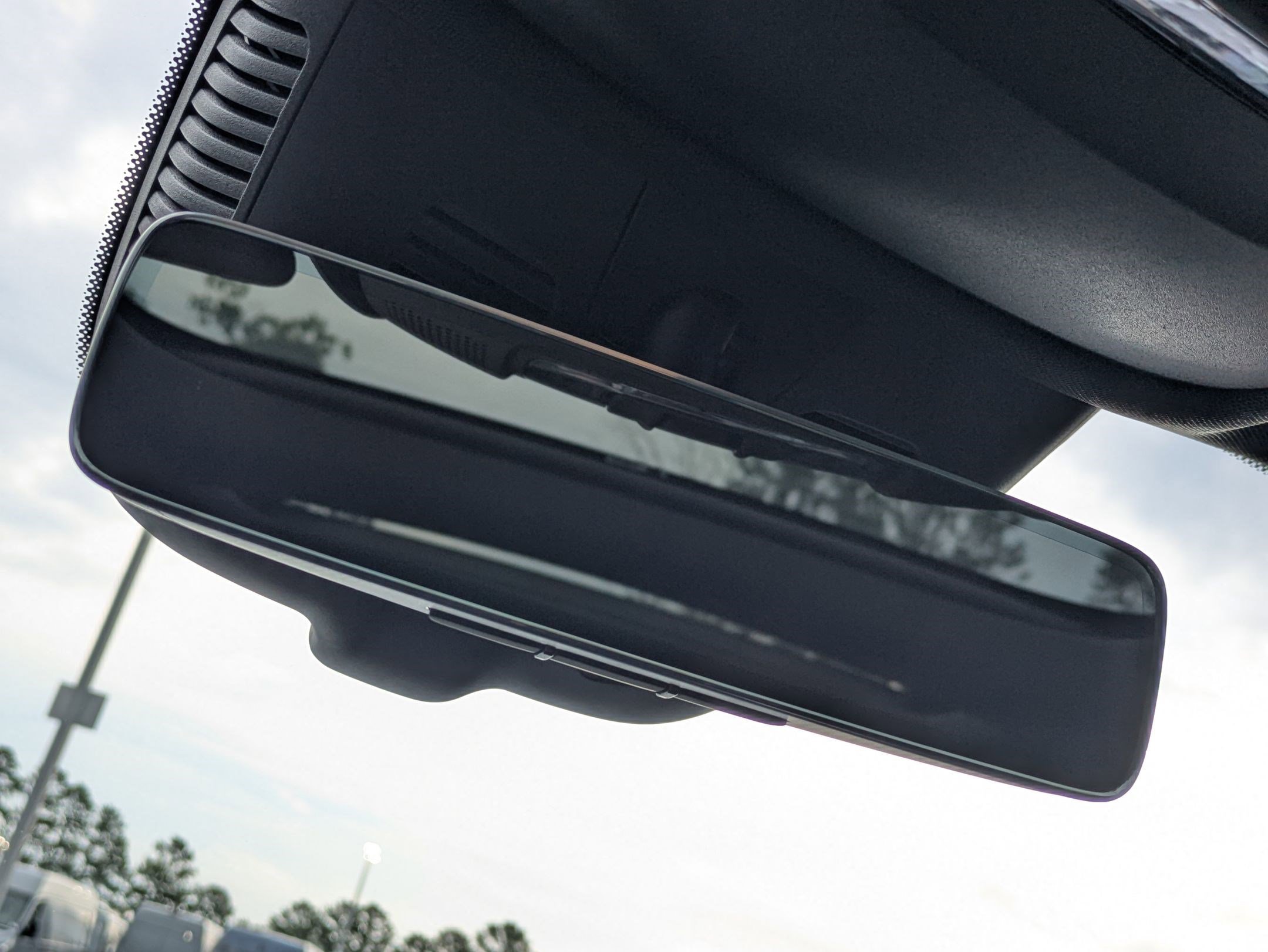 New 2025 Mercedes-Benz GLB 250 image 28