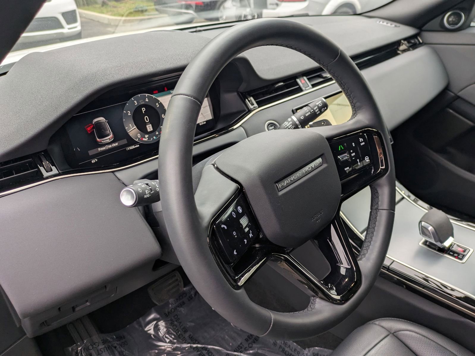 Used 2024 Land Rover Range Rover Evoque S image 16