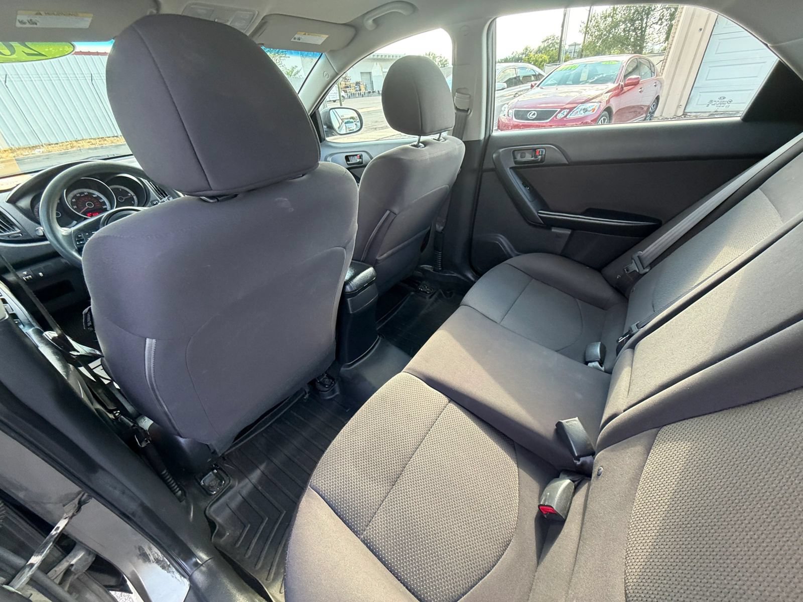Used 2012 Kia Forte EX FWD image 13