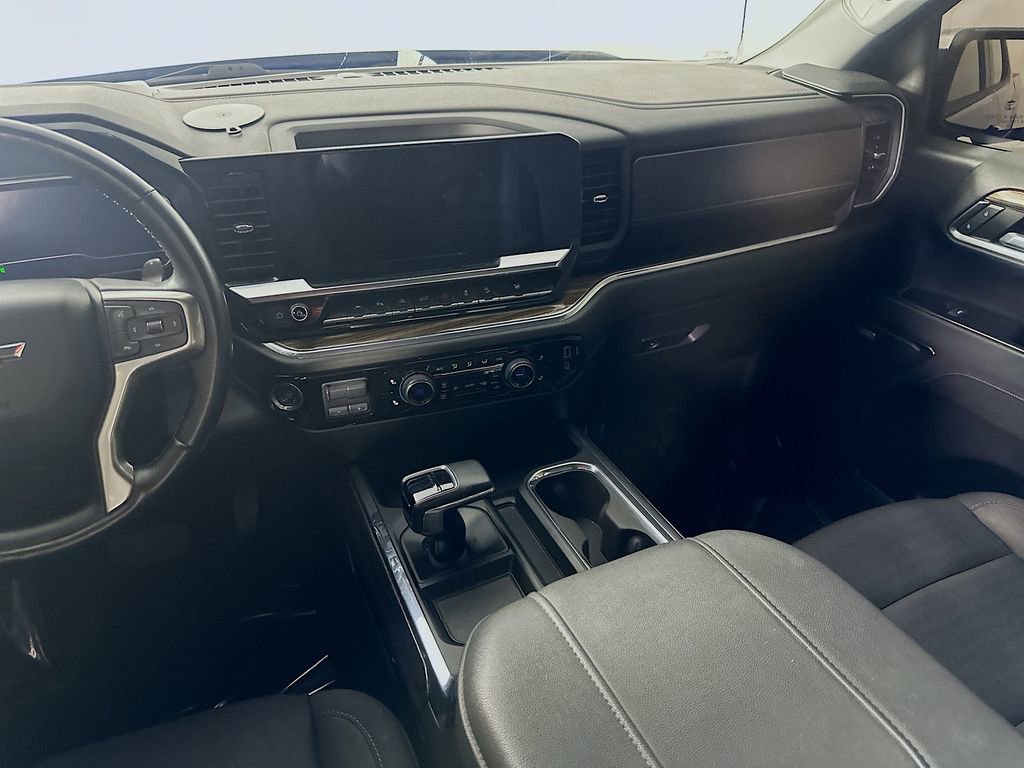 Used 2023 Chevrolet Silverado 1500 RST AWD/4WD image 19