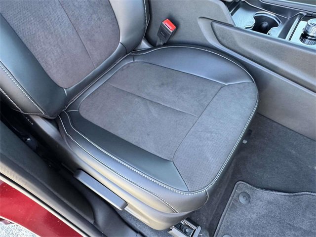 New 2025 Jeep Grand Cherokee Altitude image 13