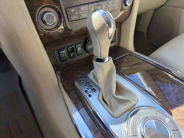 Used 2016 INFINITI QX80 2WD w/ Driver's Assistance Package image 10
