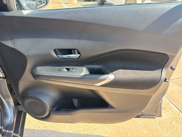 Used 2023 Nissan Kicks SV FWD image 18