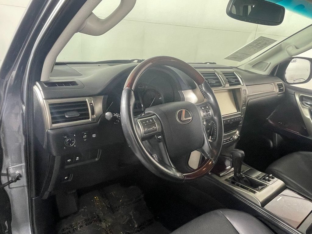 Used 2019 Lexus GX 460 Premium image 14