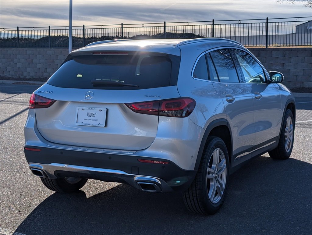 Used 2022 Mercedes-Benz GLA 250 4MATIC image 5