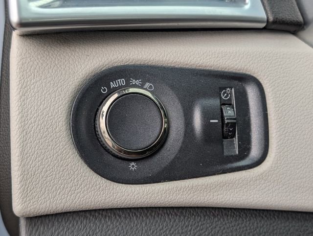 Used 2014 Cadillac SRX Luxury image 28