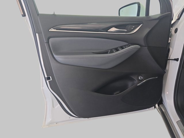 Used 2021 Buick Enclave Essence image 31