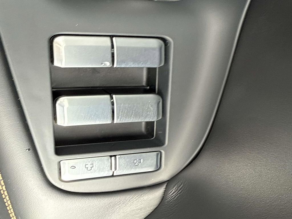 New 2025 Lincoln Navigator L Black Label image 20