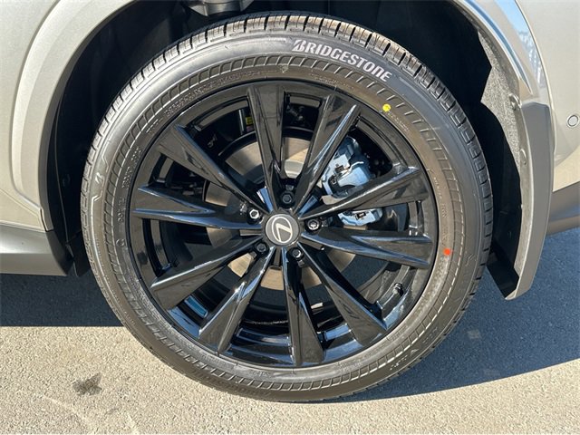 New 2026 Lexus NX 450h+ F Sport image 32