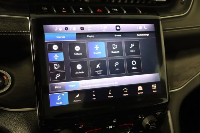 Used 2023 Jeep Grand Cherokee L Limited AWD/4WD image 33