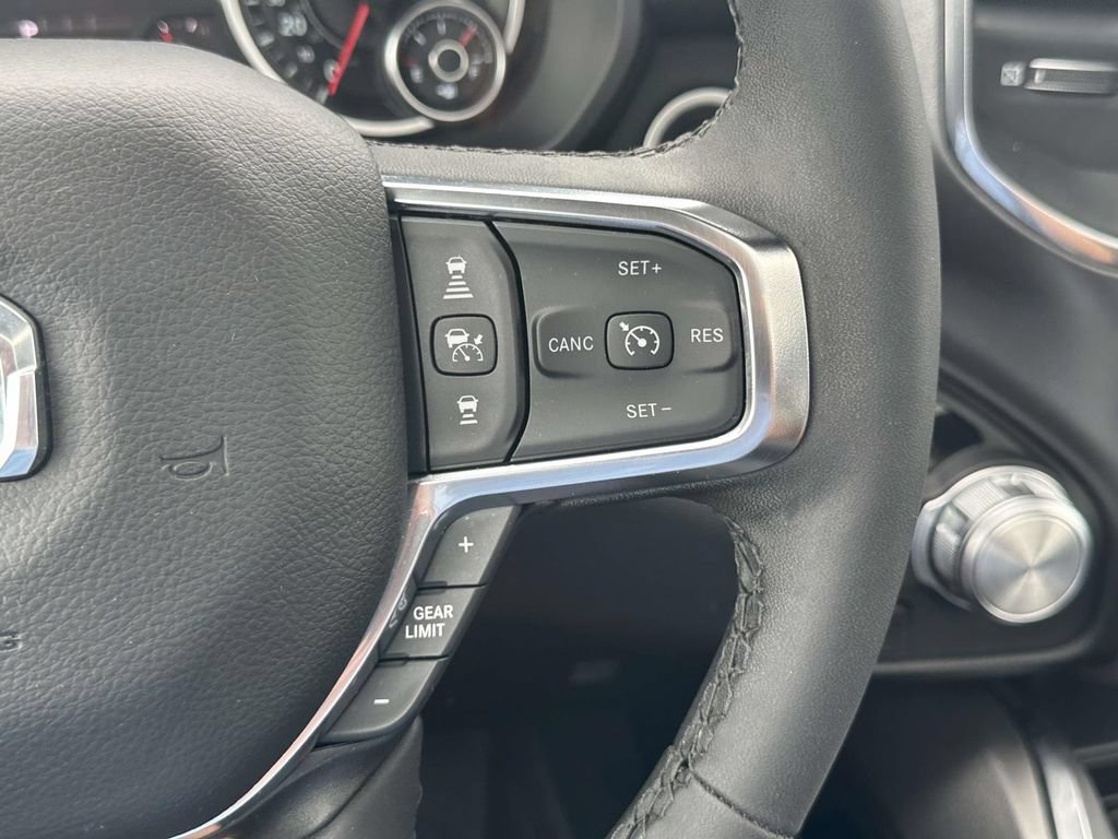 Used 2025 RAM 1500 Laramie w/ Sport Appearance Package AWD/4WD image 25