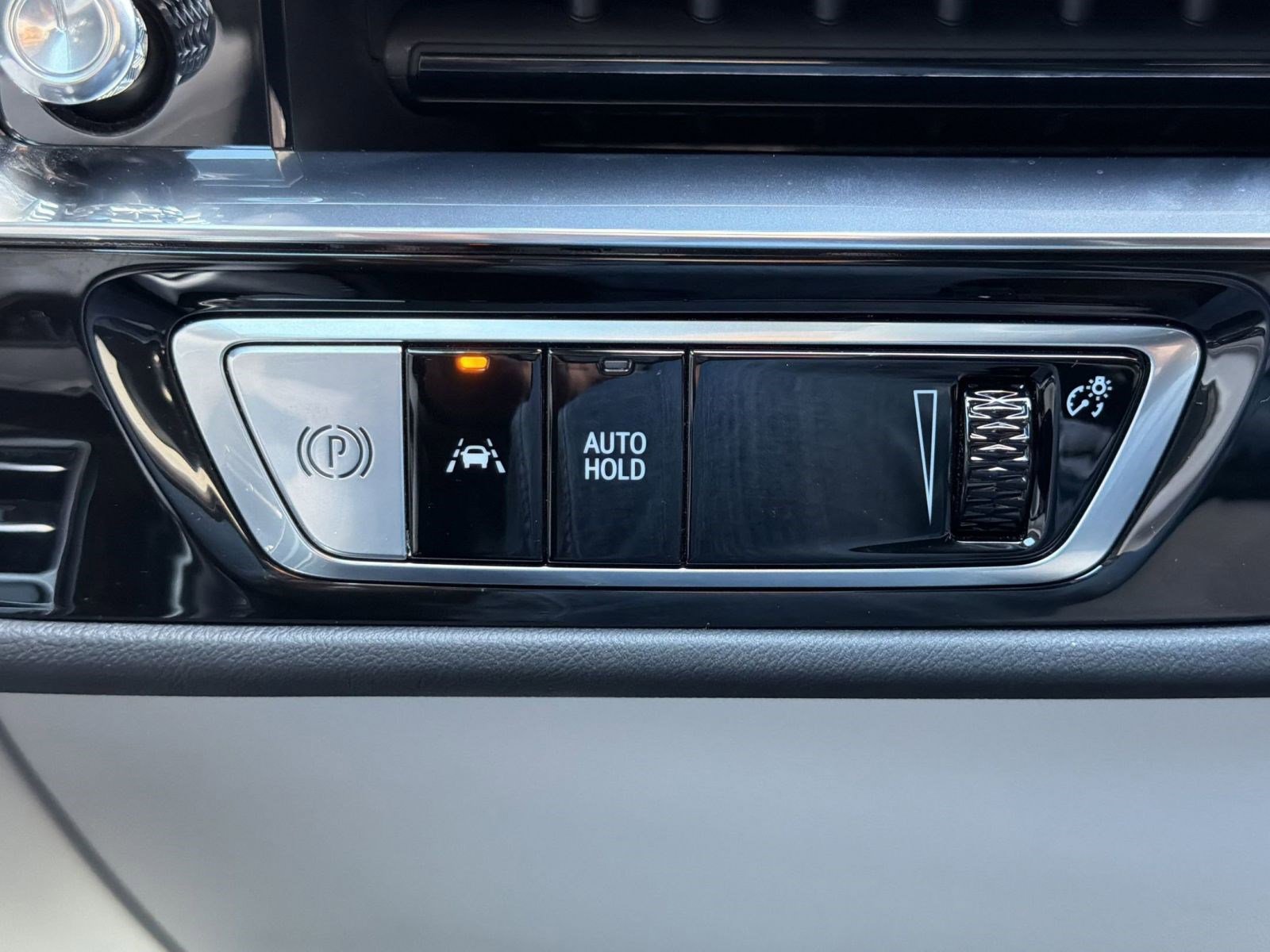 Certified 2023 Cadillac Lyriq 2WD image 18