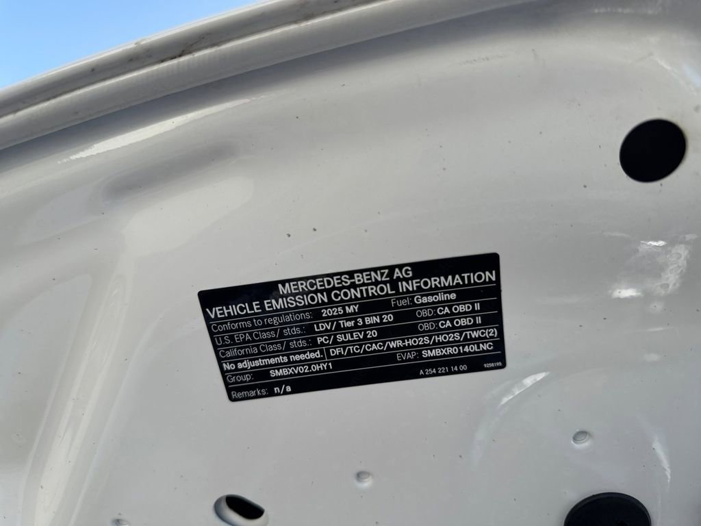 Used 2025 Mercedes-Benz C 300 Sedan image 33