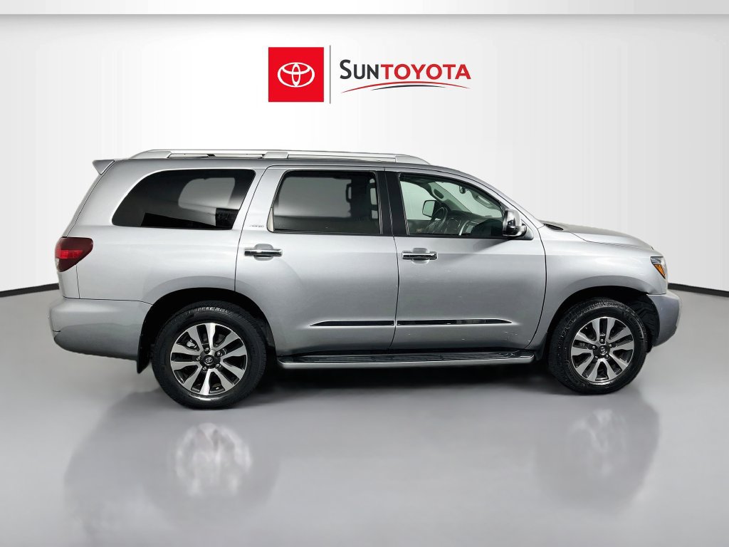 Used 2018 Toyota Sequoia Limited w/ Safety & Convenience Package AWD/4WD image 2