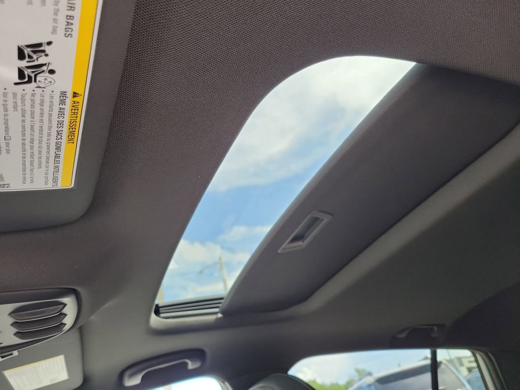 New 2025 Buick Envista Avenir image 27