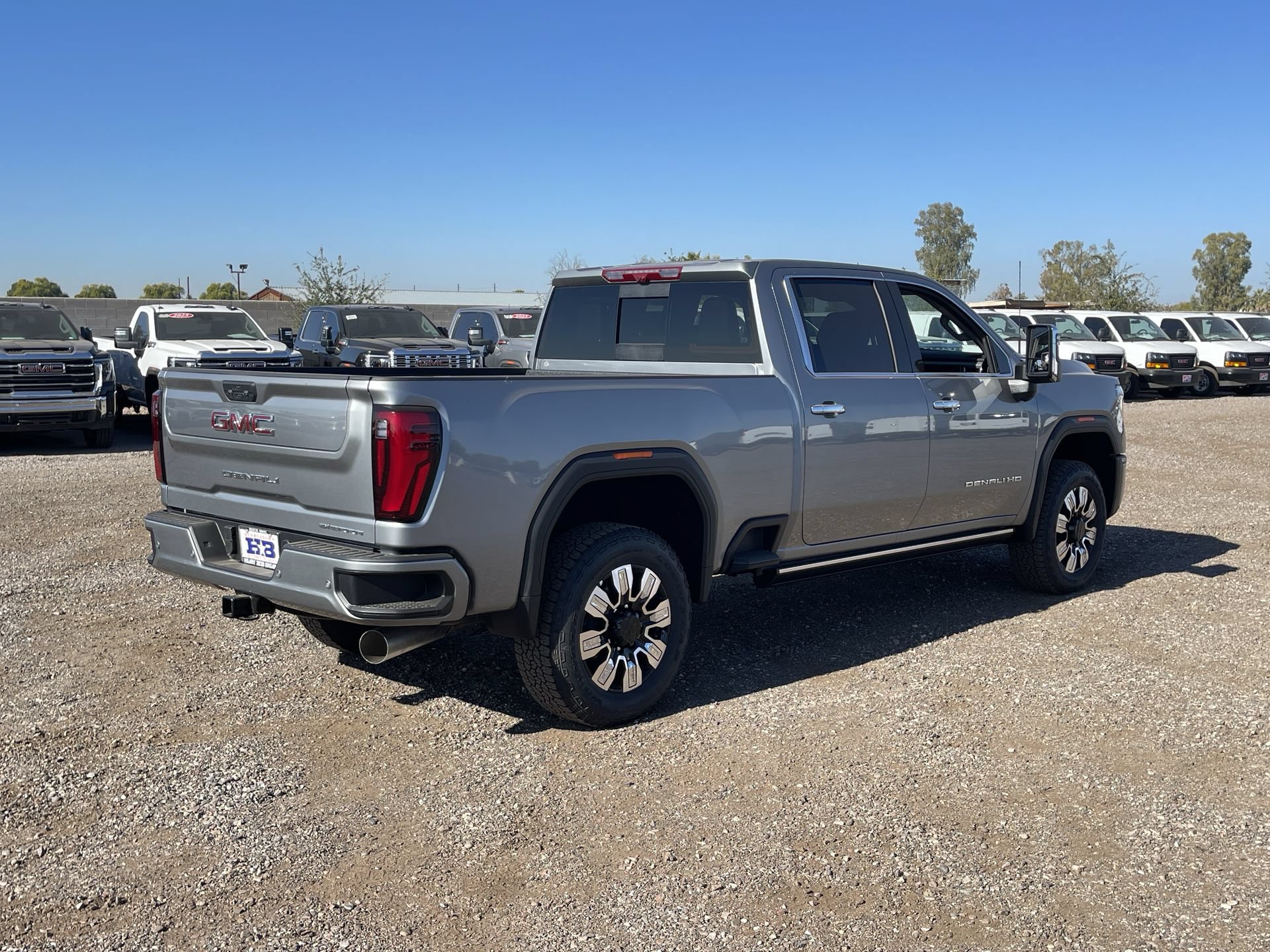 New 2026 GMC Sierra 2500 Denali w/ Denali Reserve Package AWD/4WD image 56