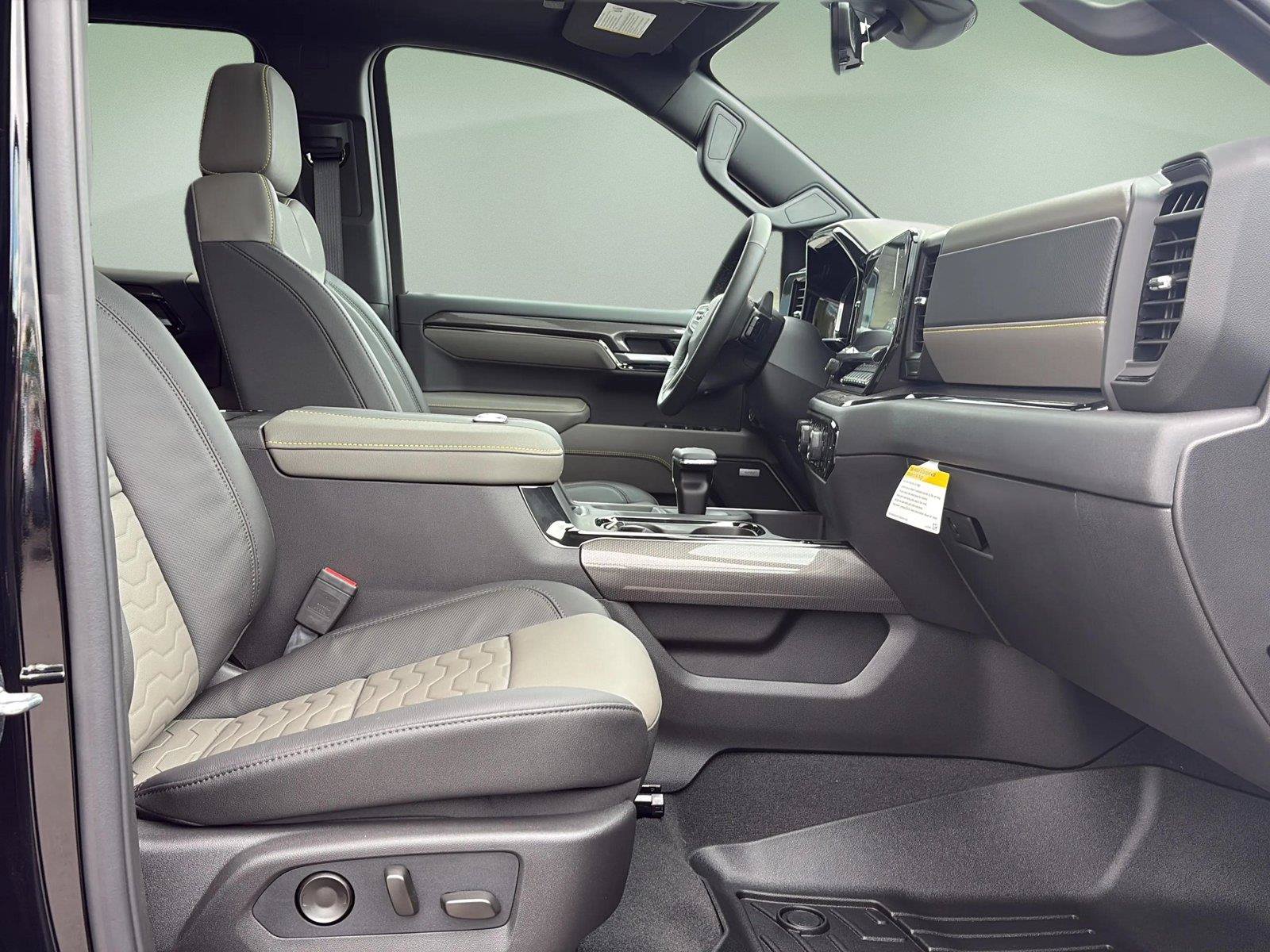 New 2026 Chevrolet Silverado 1500 ZR2 w/ Dark Appearance Package AWD/4WD image 20