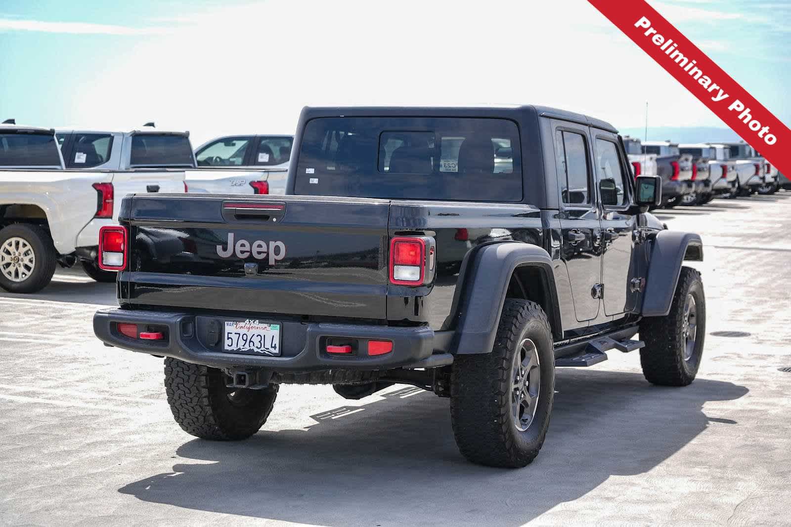 Used 2020 Jeep Gladiator Rubicon w/ Trailer Tow Package AWD/4WD image 6