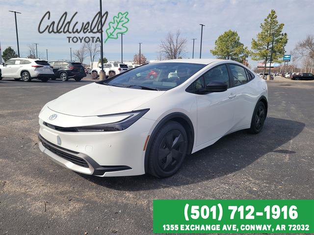 Used 2024 Toyota Prius Prime SE image 1