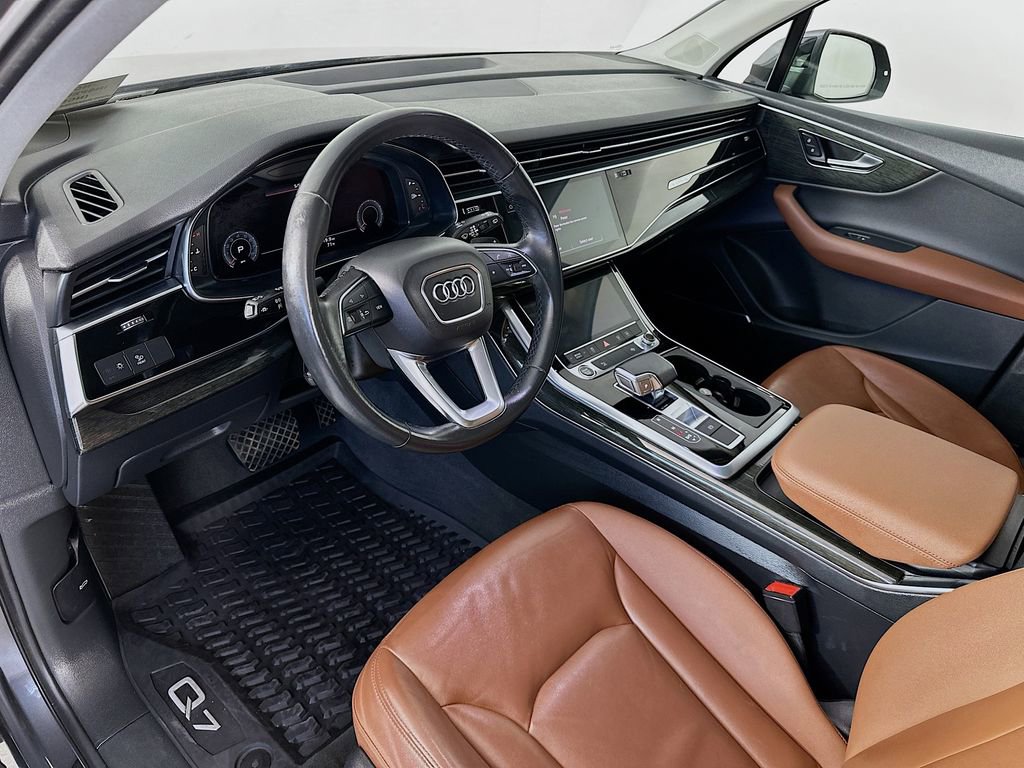 Used 2021 Audi Q7 3.0T Premium Plus w/ Premium Plus Package AWD/4WD image 29