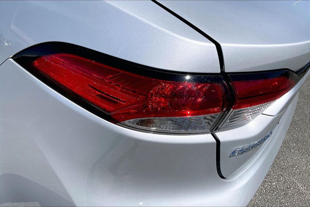 Used 2022 Toyota Corolla LE image 28