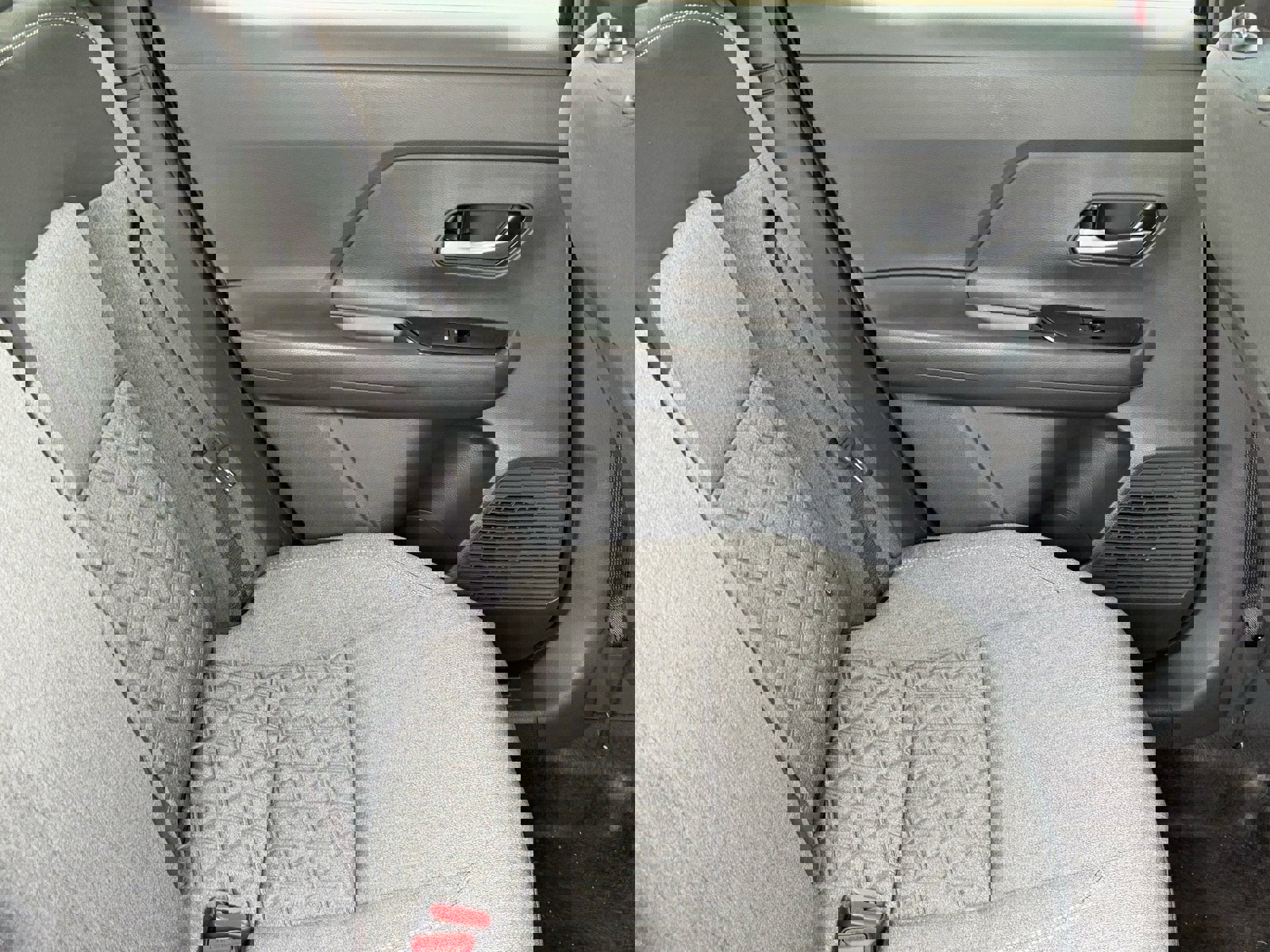 New 2026 Nissan Kicks SV image 13