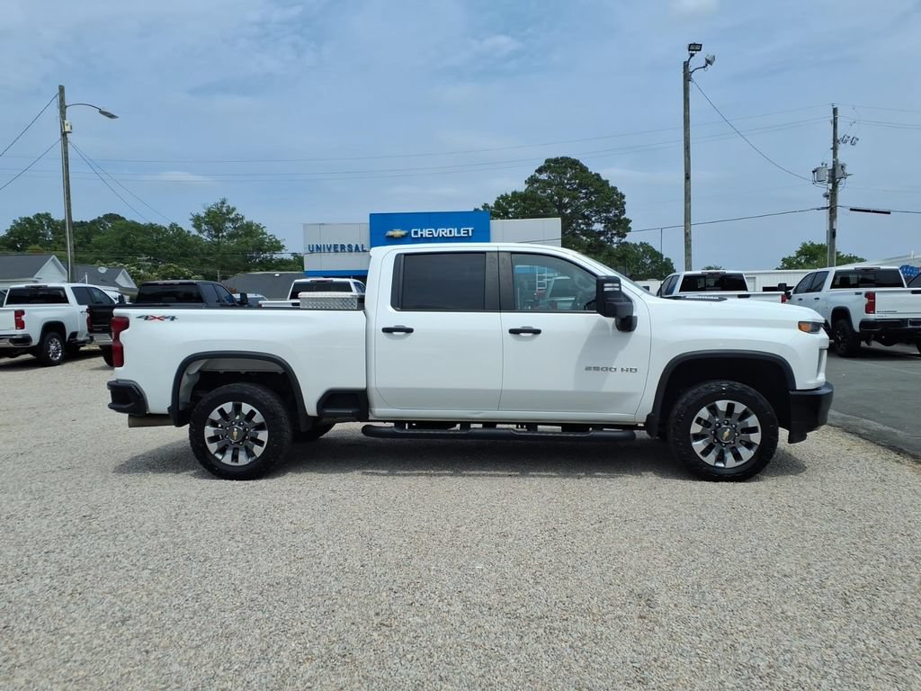 Used 2022 Chevrolet Silverado 2500 Custom w/ Custom Value Package AWD/4WD image 8
