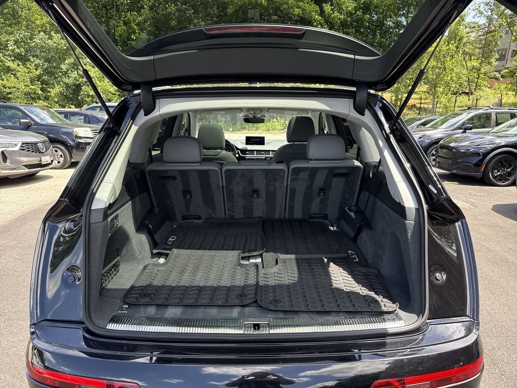 Used 2019 Audi Q7 3.0T Premium Plus w/ Premium Plus Package AWD/4WD image 21