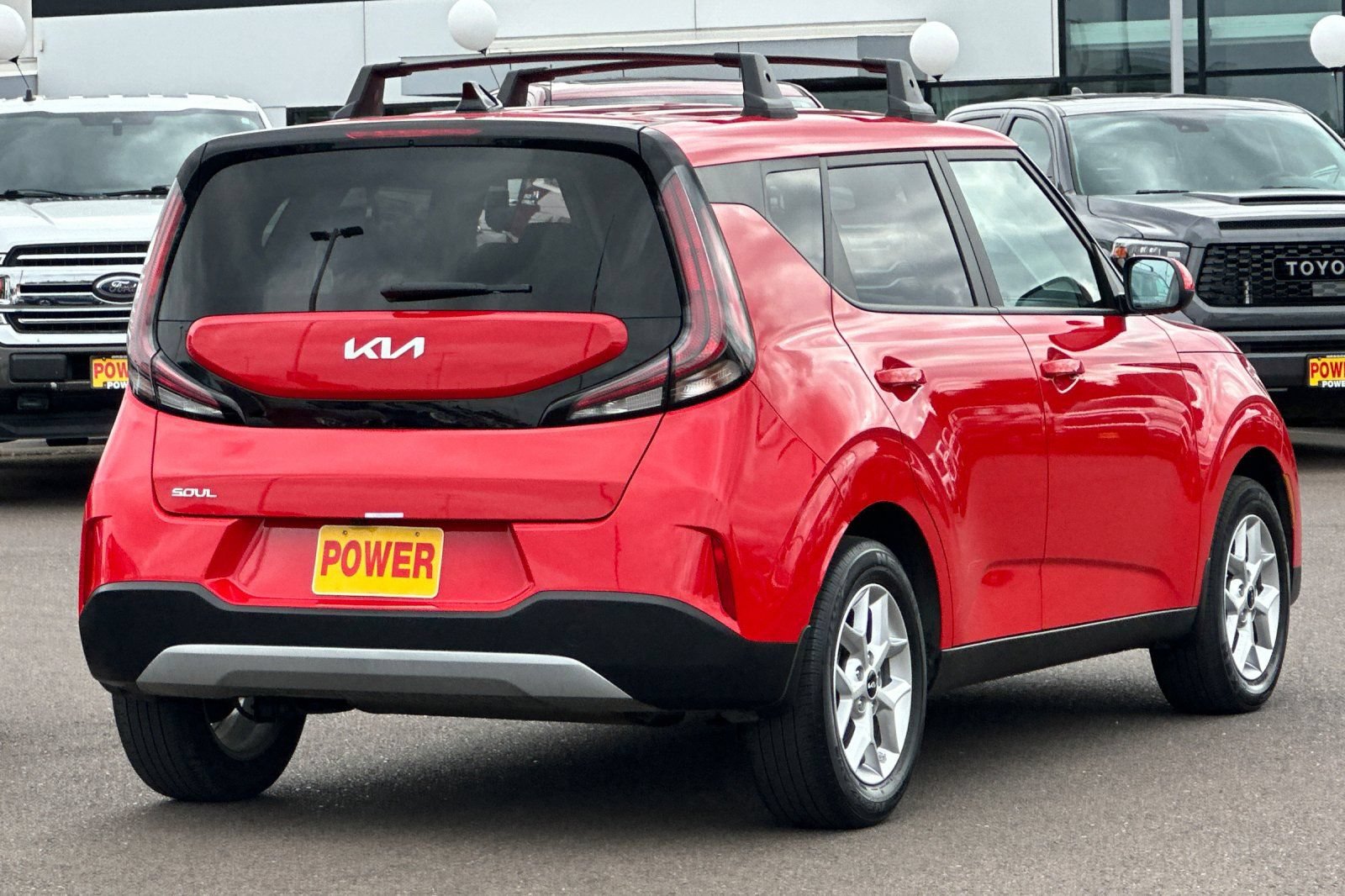 Used 2024 Kia Soul LX w/ Option Group 015 FWD image 4