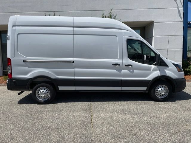 New 2026 Ford Transit 250 148 High Roof AWD image 5