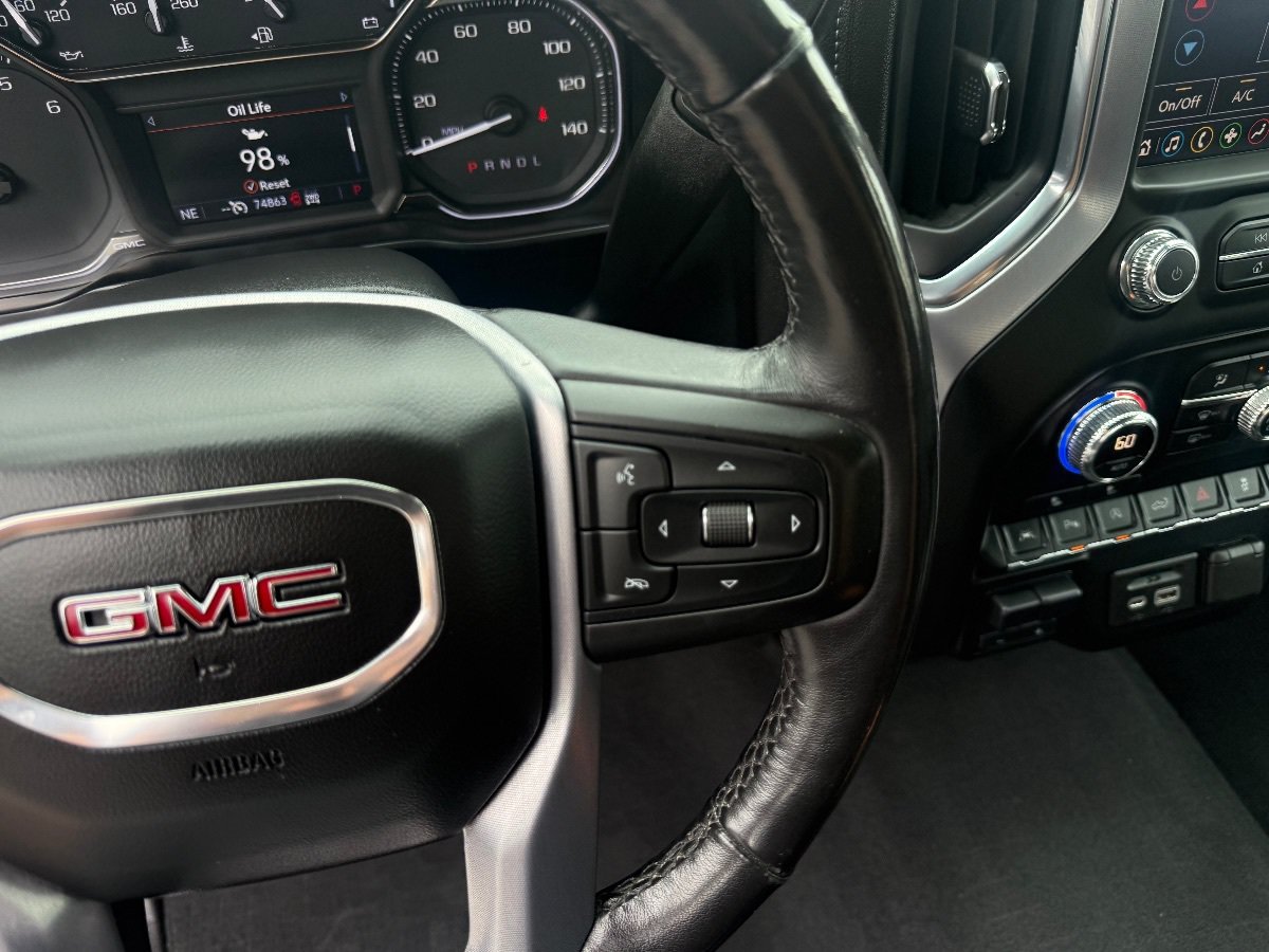 Used 2020 GMC Sierra 1500 SLT w/ Driver Alert Package II AWD/4WD image 26