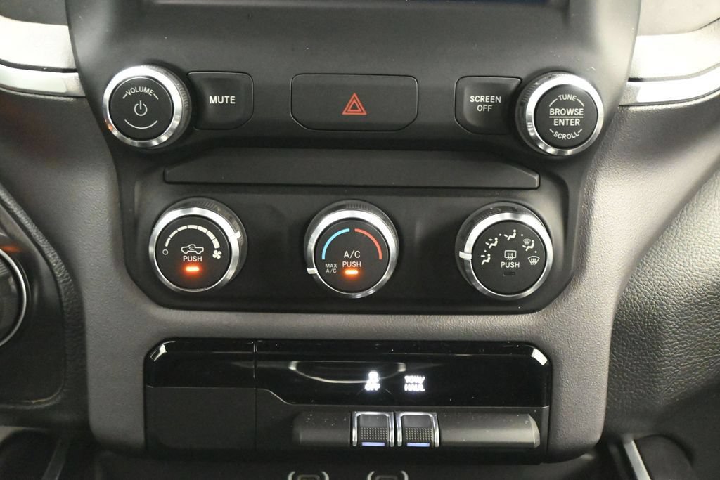 Used 2022 RAM 1500 Big Horn AWD/4WD image 19