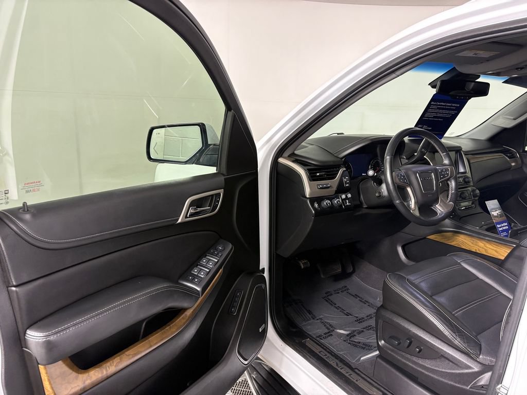 Used 2019 GMC Yukon Denali w/ Open Road Package AWD/4WD image 12