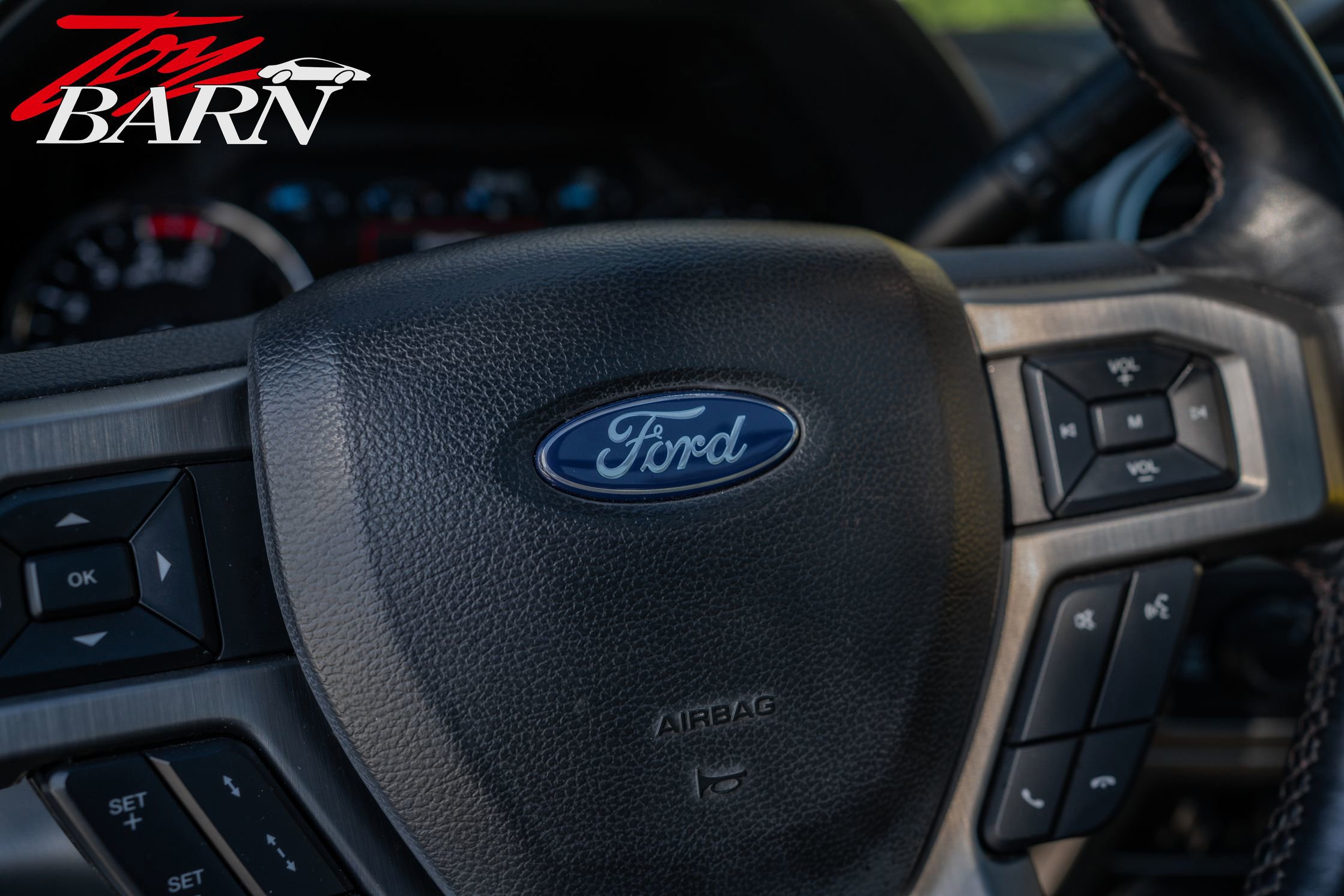 Used 2022 Ford F350 Platinum image 31