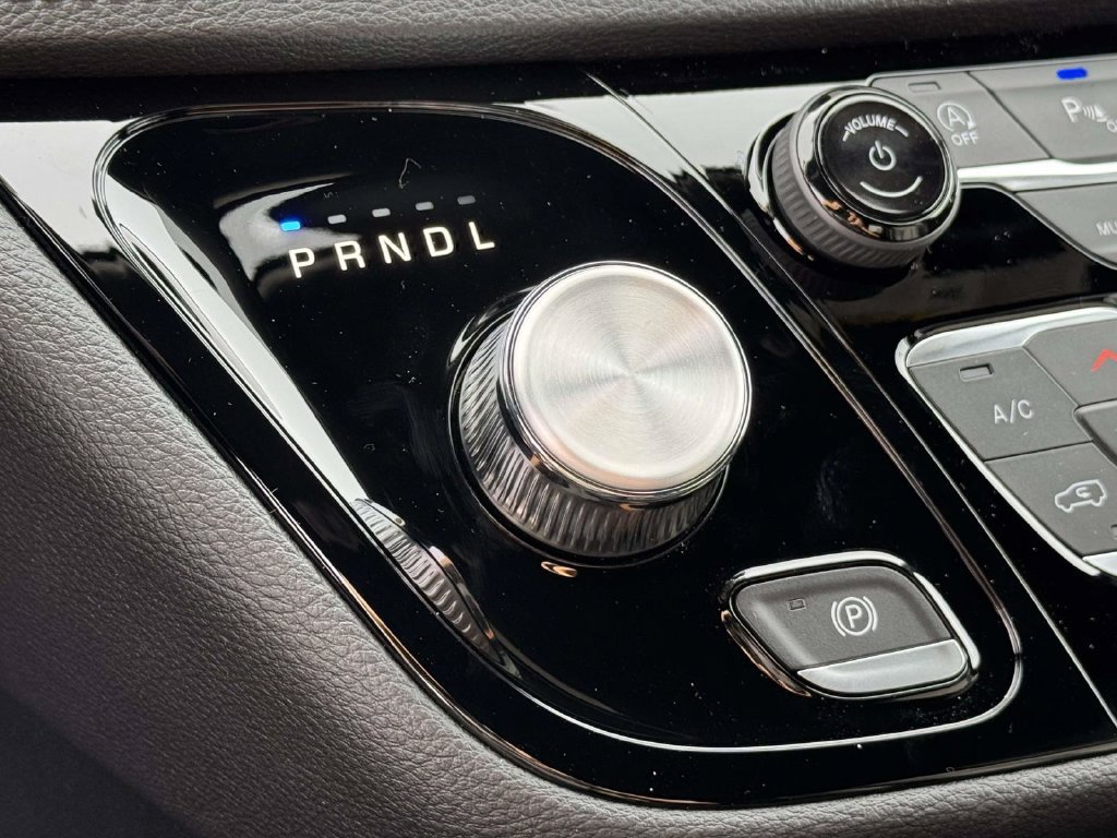 New 2026 Chrysler Pacifica Select FWD image 20