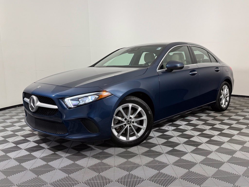 Used 2019 Mercedes-Benz A 220 4MATIC image 1