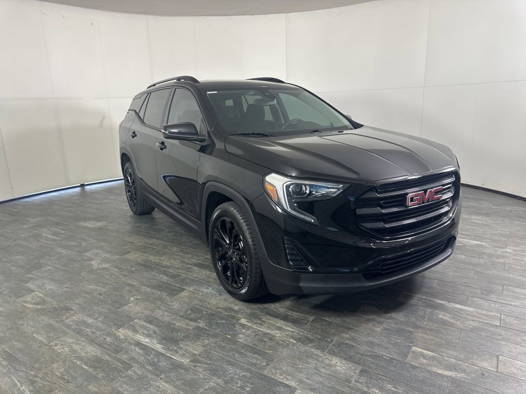 Used 2020 GMC Terrain SLE w/ Driver Convenience Package image 3