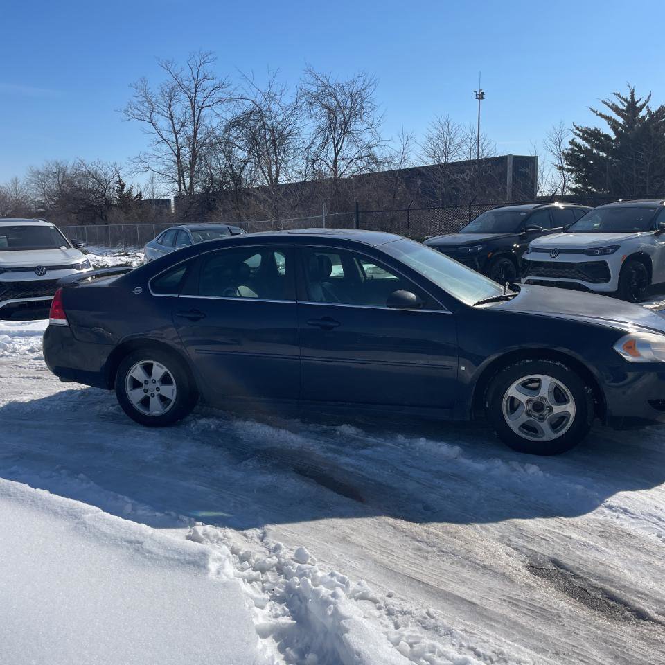 Used 2009 Chevrolet Impala LT w/ Luxury Edition Package image 10