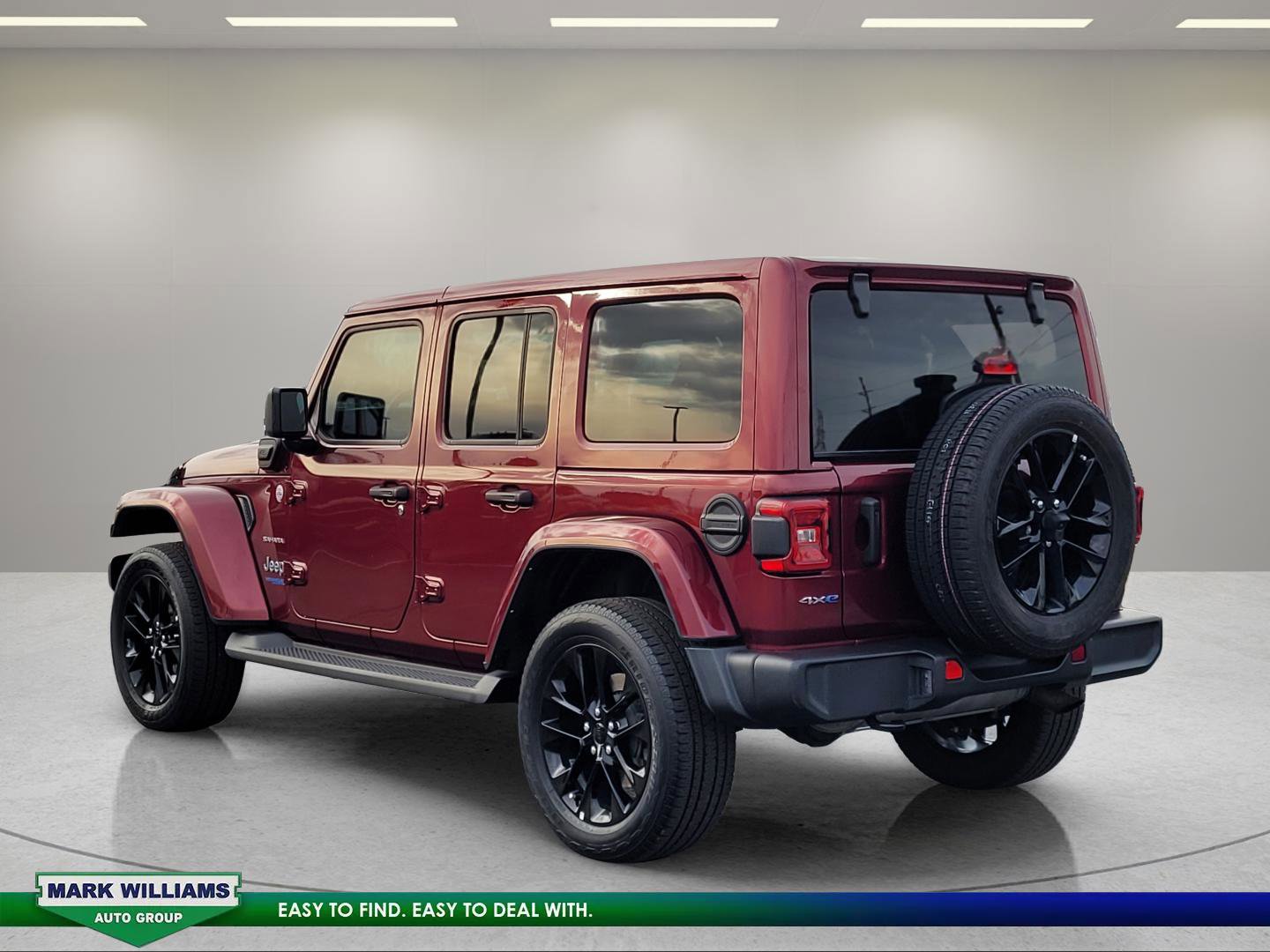 Used 2021 Jeep Wrangler Unlimited Sahara w/ Cold Weather Group image 6