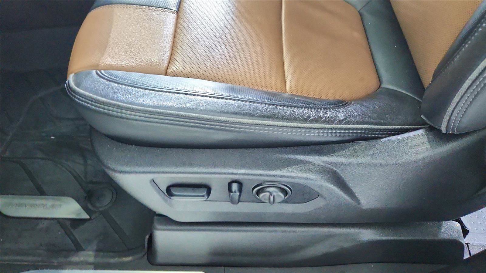 Used 2021 Chevrolet Silverado 1500 High Country image 29