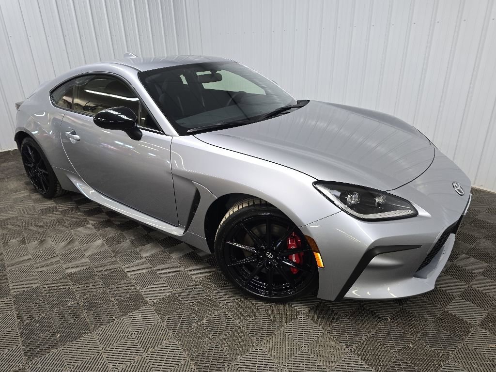 Used 2025 Toyota GR86 Premium w/ Performance Package RWD image 7
