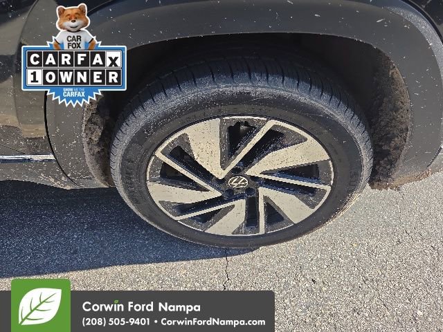 Used 2024 Volkswagen Atlas SEL AWD/4WD image 18