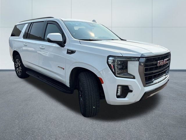 Used 2024 GMC Yukon XL AT4 w/ Technology Package AWD/4WD image 5