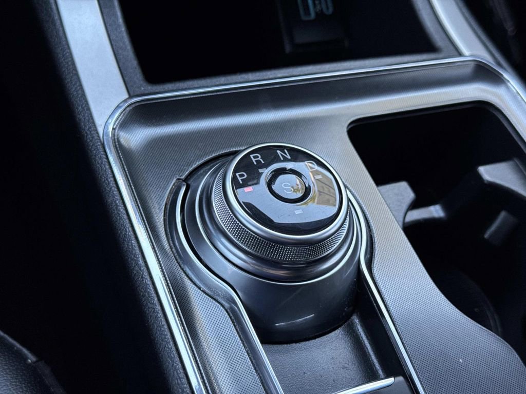 Certified 2022 Ford Edge ST-Line image 15