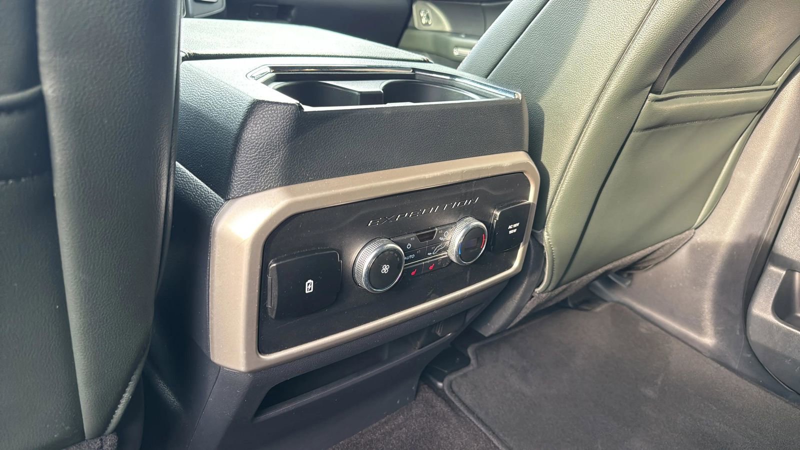 Used 2022 Ford Expedition Timberline AWD/4WD image 10